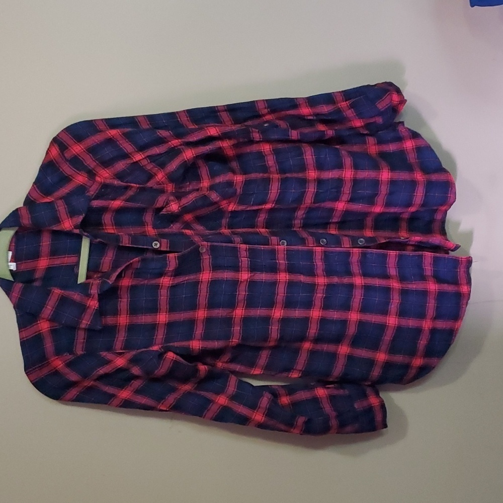Maurices plaid shirt size large